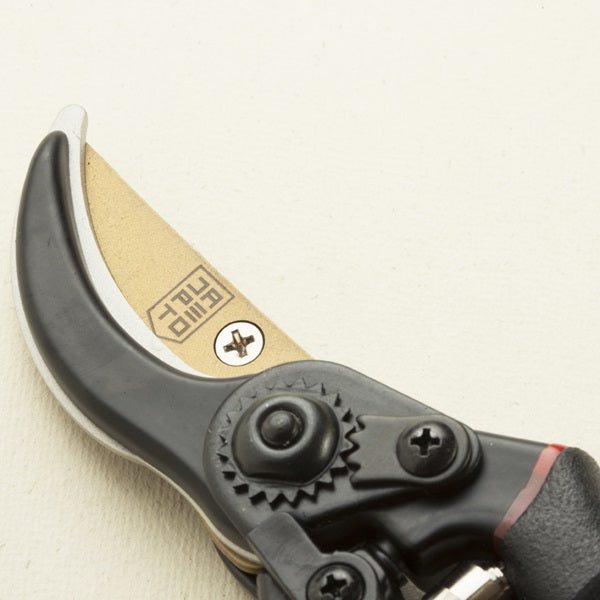 garden secateurs 